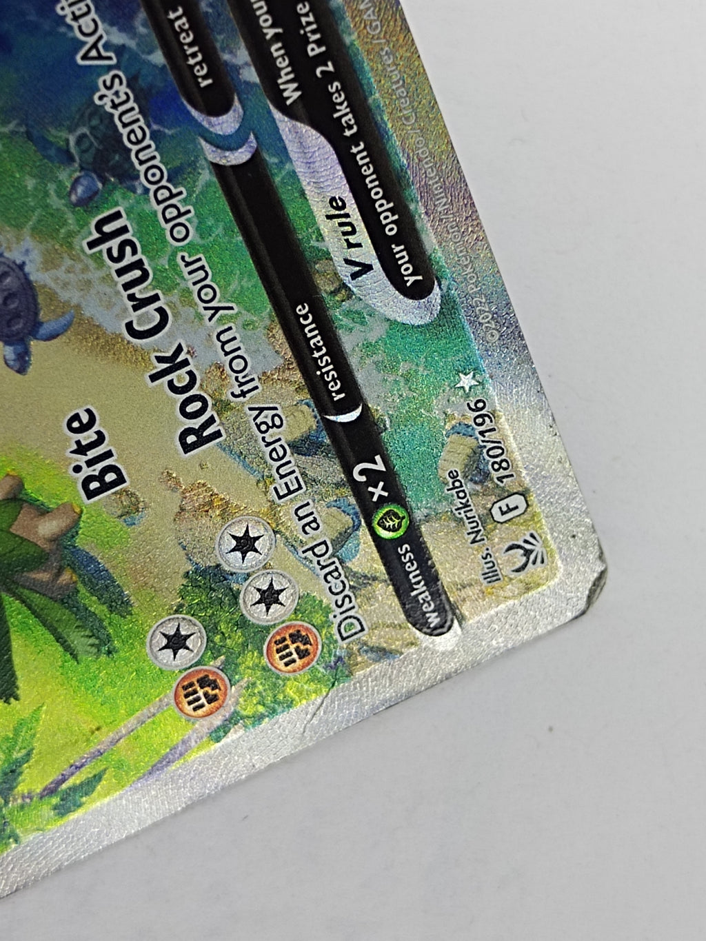 Aerodactyl v 180/196 damaged